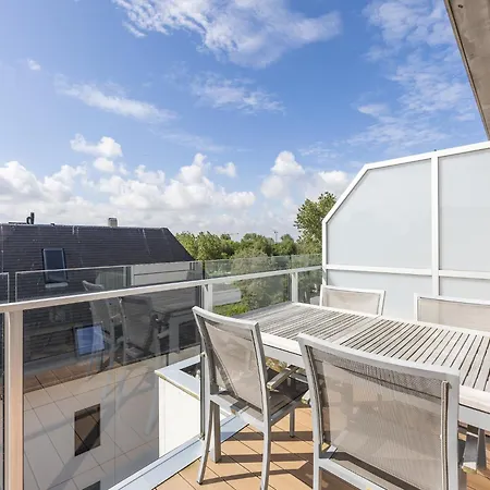Sunny With Open Terrace *